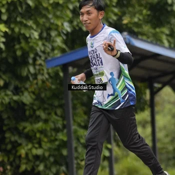 Runner Photo 8121514