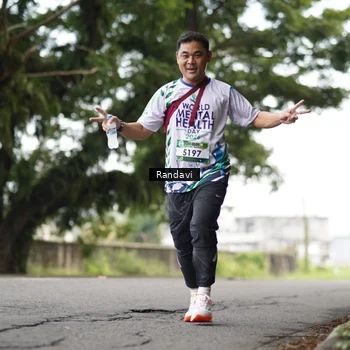 Runner Photo 8121552