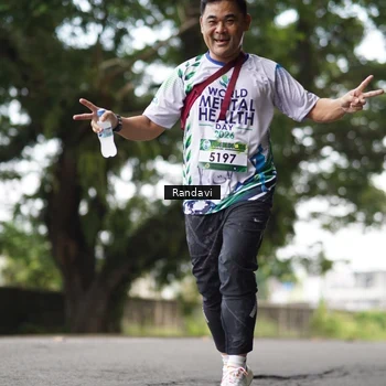 Runner Photo 8121584