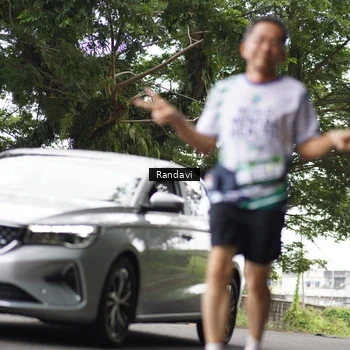 Runner Photo 8121646