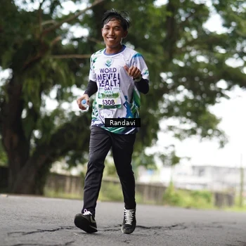Runner Photo 8121674