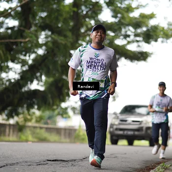 Runner Photo 8121699