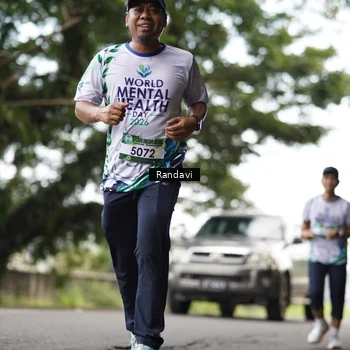 Runner Photo 8121717