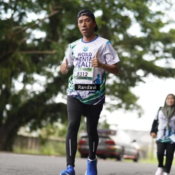Runner Photo 8121749