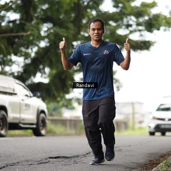 Runner Photo 8121844
