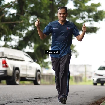 Runner Photo 8121846