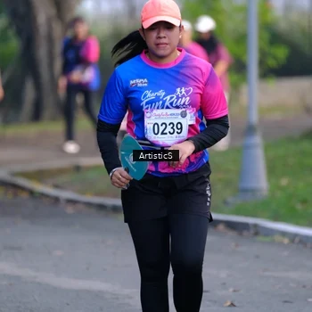 Runner Photo 8121917