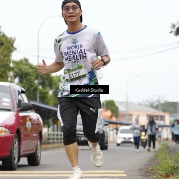 Runner Photo 8121942
