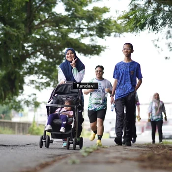 Runner Photo 8121944