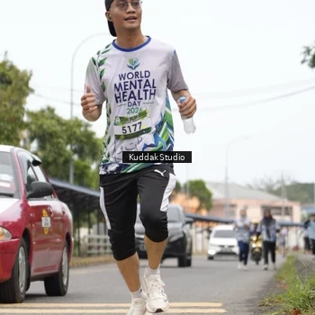 Runner Photo 8121957