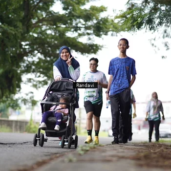Runner Photo 8122053