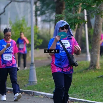 Runner Photo 8122249