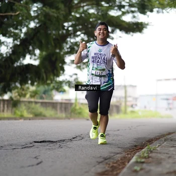 Runner Photo 8122295