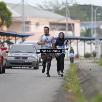 Runner Photo 8122302