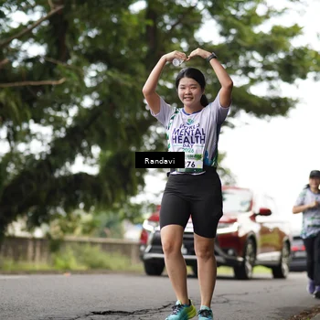 Runner Photo 8122414