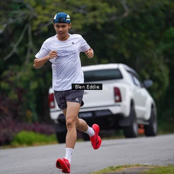 Runner Photo 8122471