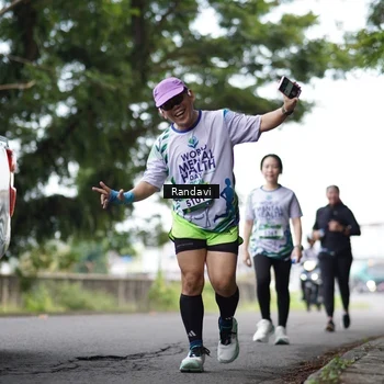 Runner Photo 8122559