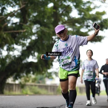 Runner Photo 8122582