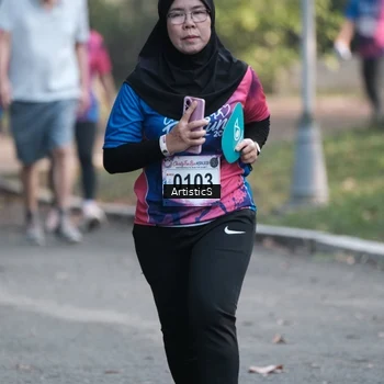 Runner Photo 8122706