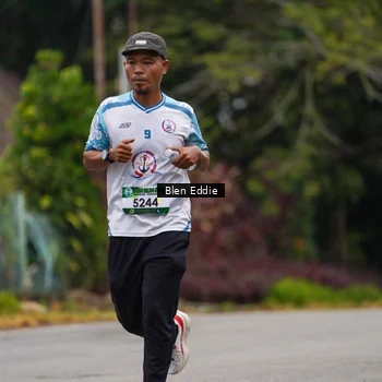 Runner Photo 8122802