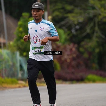 Runner Photo 8122810