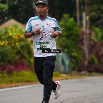 Runner Photo 8122812