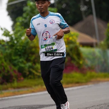 Runner Photo 8122822