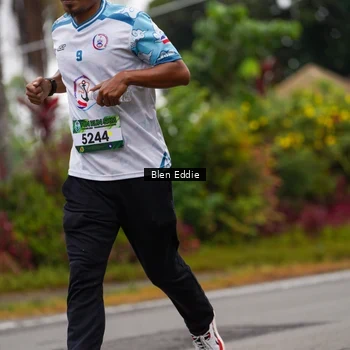Runner Photo 8122835
