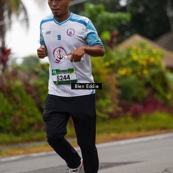 Runner Photo 8122858