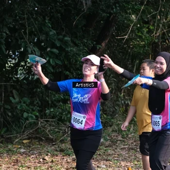 Runner Photo 8122874