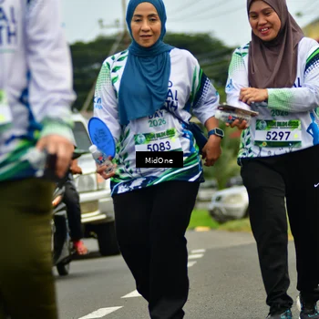 Runner Photo 8123000