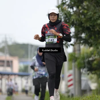Runner Photo 8123003