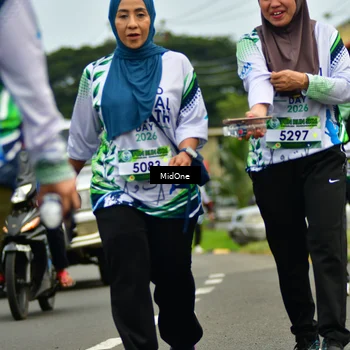 Runner Photo 8123006