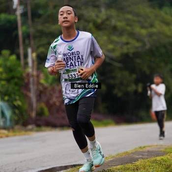Runner Photo 8123010