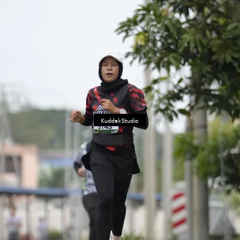 Runner Photo 8123025