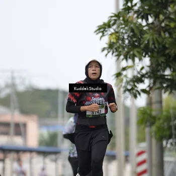 Runner Photo 8123027