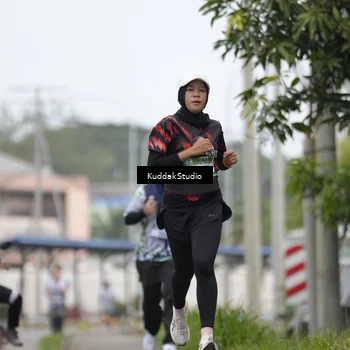 Runner Photo 8123042