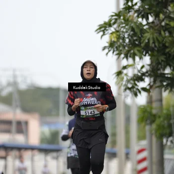 Runner Photo 8123045