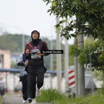 Runner Photo 8123066