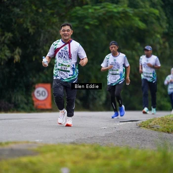 Runner Photo 8123149