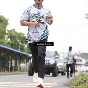 Runner Photo 8123266