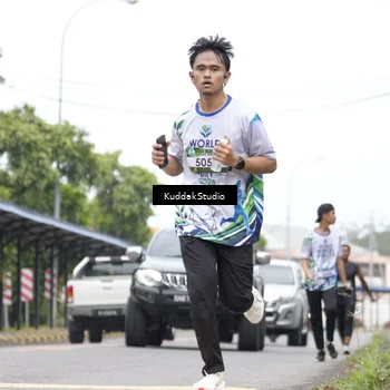 Runner Photo 8123282