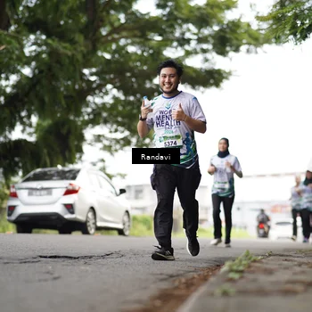 Runner Photo 8123315