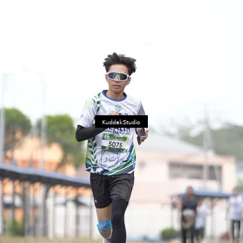 Runner Photo 8123335