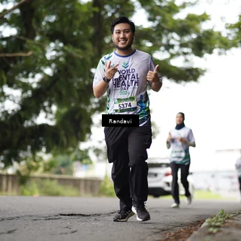 Runner Photo 8123343
