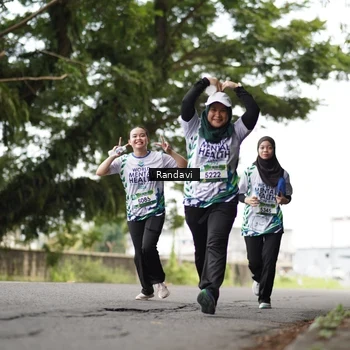 Runner Photo 8123396