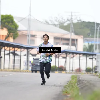 Runner Photo 8123419