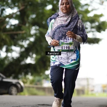 Runner Photo 8123558