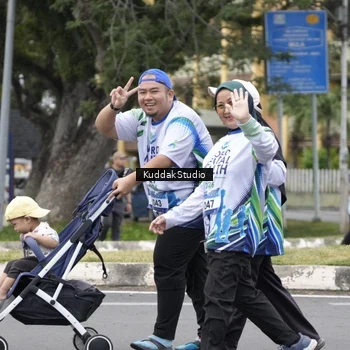 Runner Photo 8123572