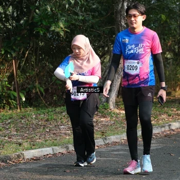 Runner Photo 8123677